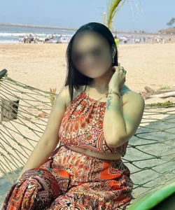 Call Girl Bareli Aru